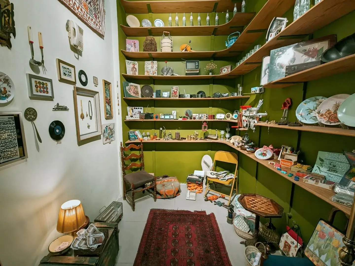 Cafe Shemroon — image 2 of 11