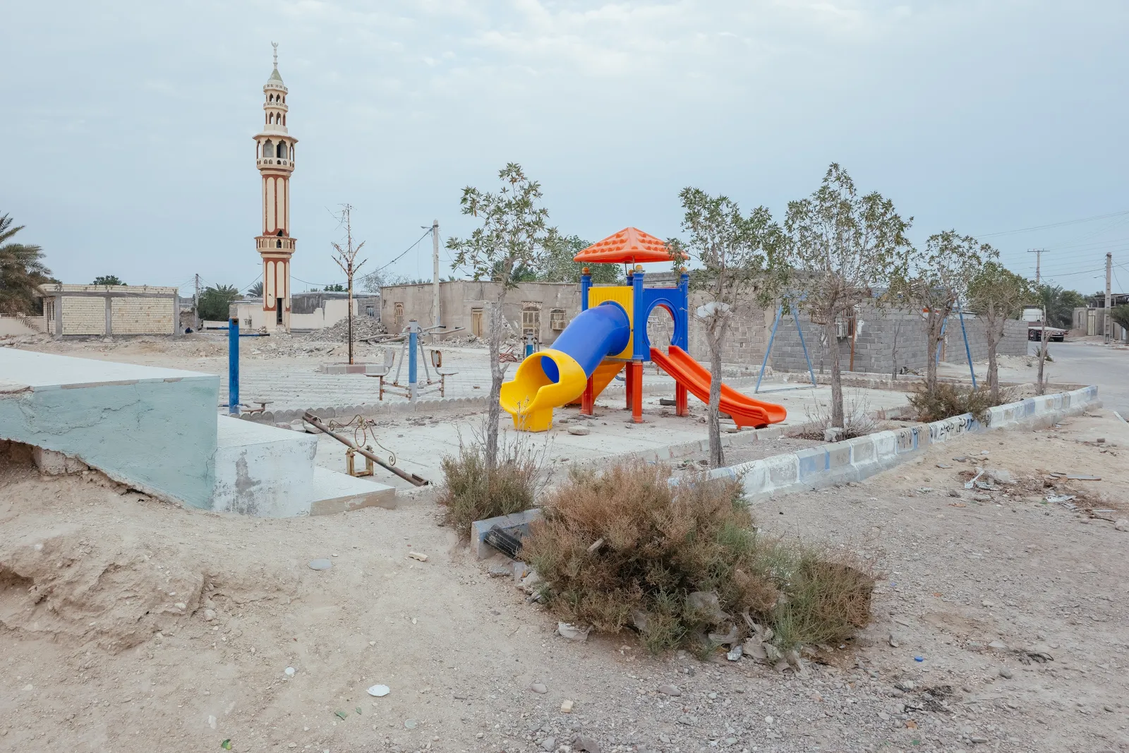 Plastic Oases — image 4 of 9