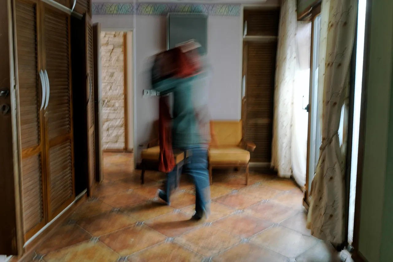 The House In The Past — image 7 of 25